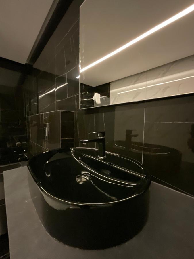 Palace Hotel & Spa Titova Mitrovica Zewnętrze zdjęcie