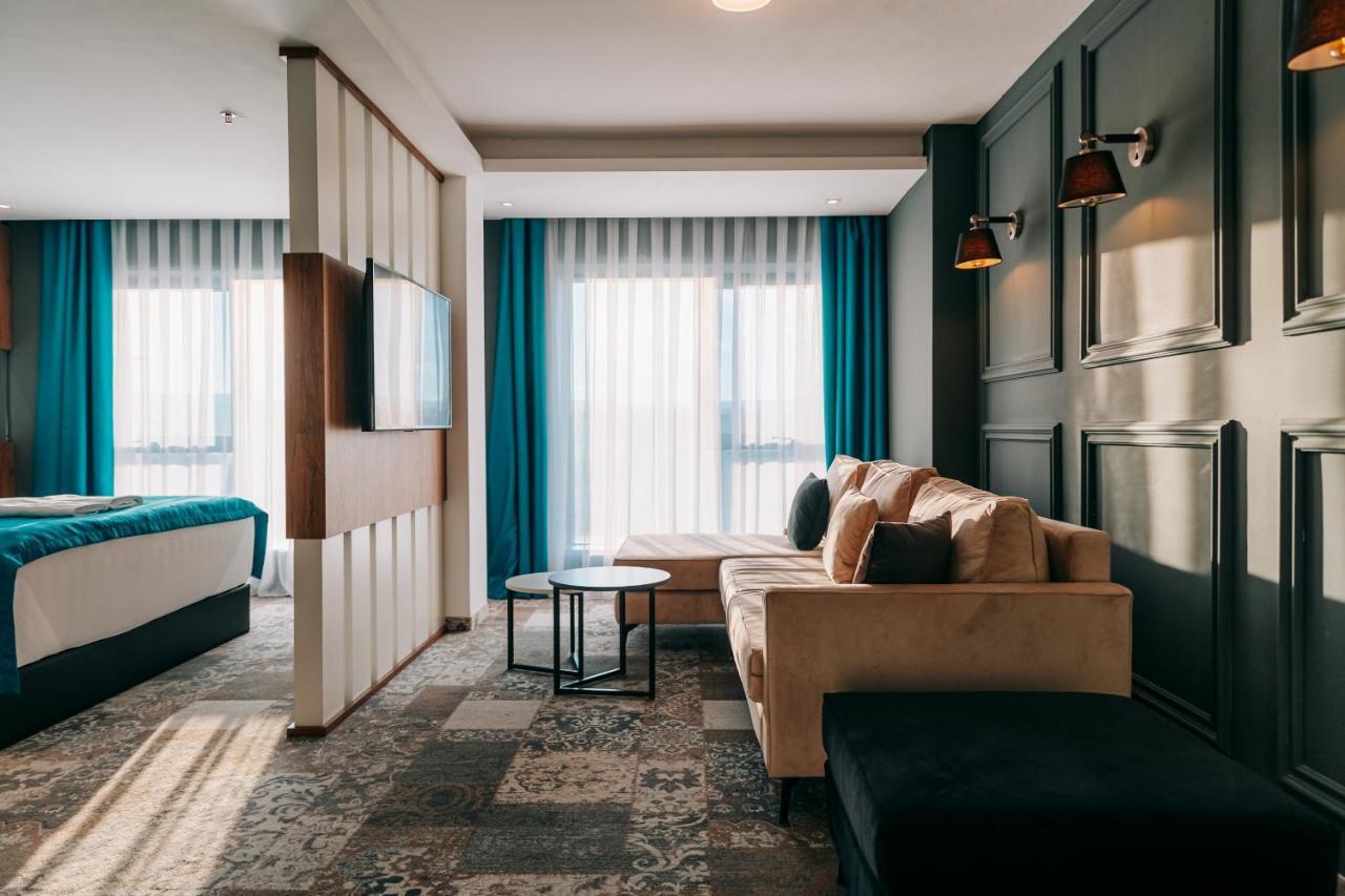 Palace Hotel & Spa Titova Mitrovica Zewnętrze zdjęcie