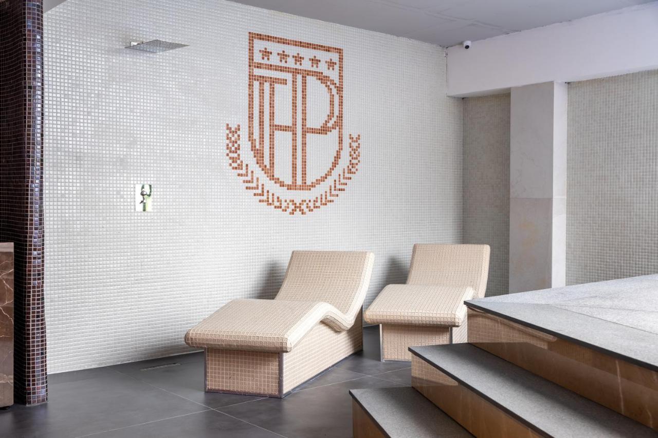 Palace Hotel & Spa Titova Mitrovica Zewnętrze zdjęcie