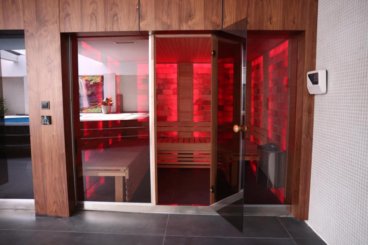 Palace Hotel & Spa Titova Mitrovica Zewnętrze zdjęcie